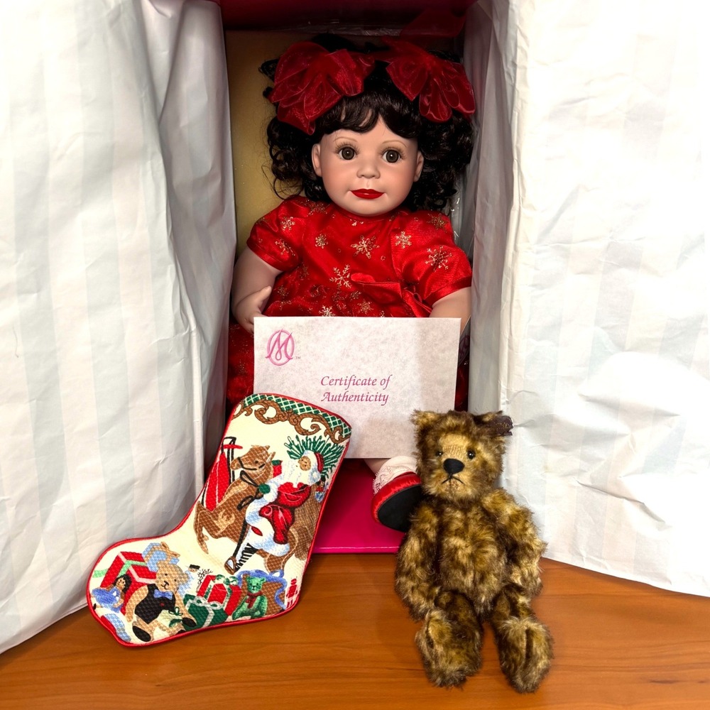 Marie Osmond Baby Annette Holiday Doll Limited Edition 799/3000 Christmas Bear